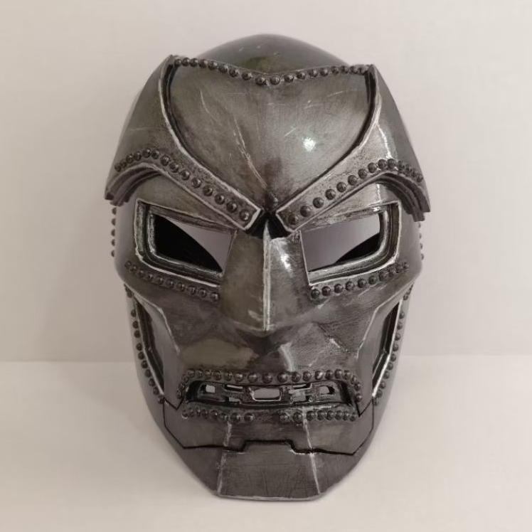 Cosplay Máscara Doutor Destino Avengers Doomsday