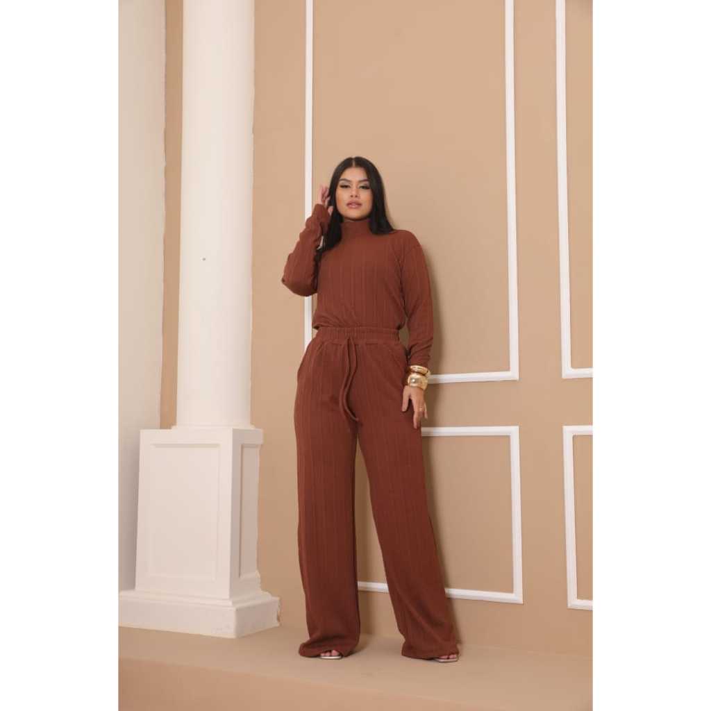 Conjunto Feminino Inverno em Tecido Ana Ruga Elegância e Conforto