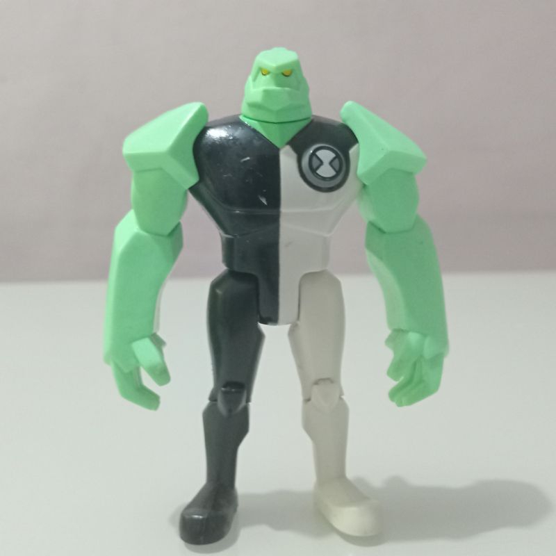 Boneco do Ben 10 Clássico Original fora da caixa | Shopee Brasil