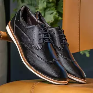 Sapato Casual Oxford Versales Masculino com Cadarço e Material Nobre Preto