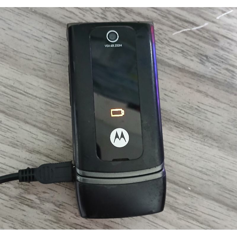 Celular Antigo Motorola W375 - COM DEFEITO