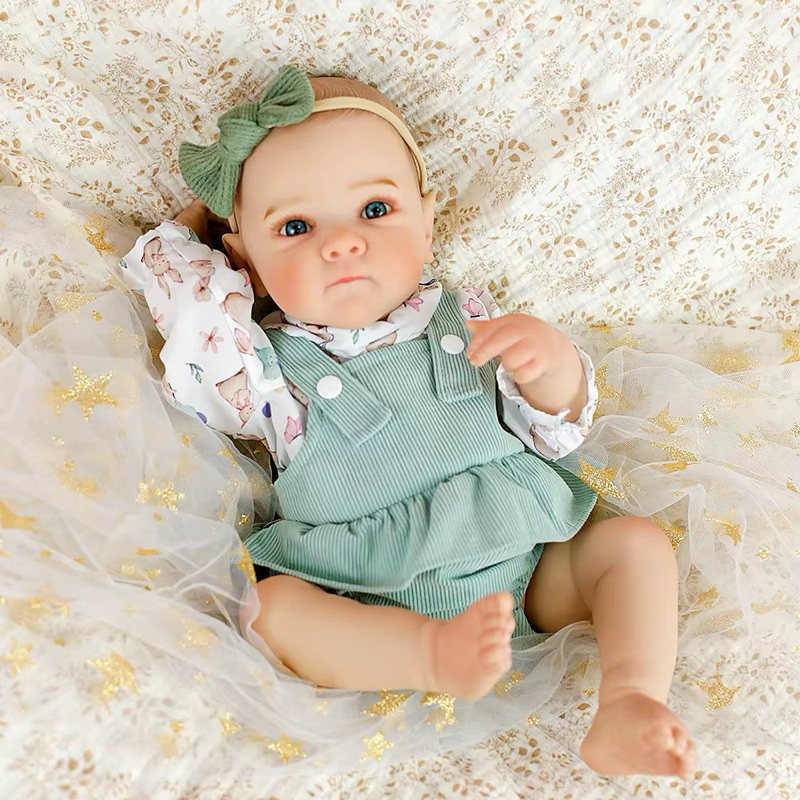 Bebe reborn  realista inteira siliconada boneca reborn 46cm