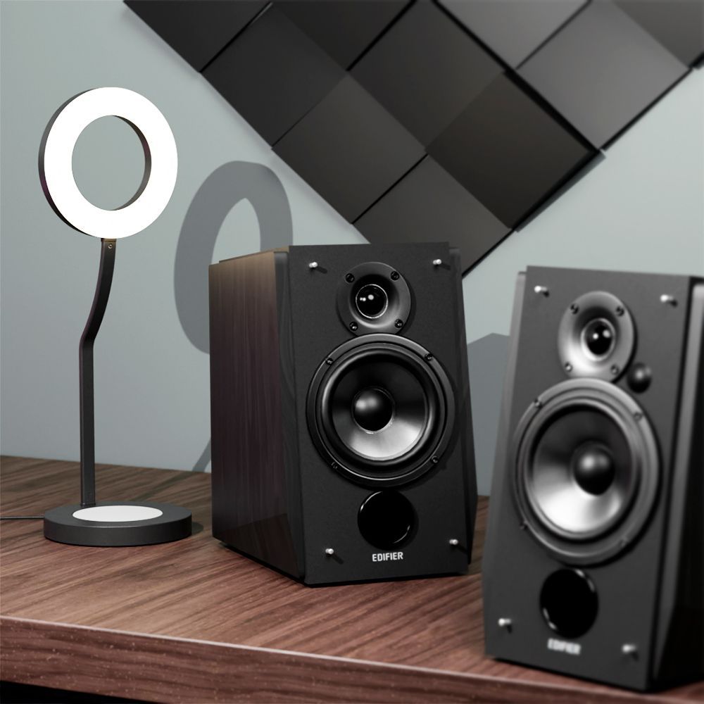 Edifier - Monitor de Áudio 70W RMS com saída para subwoofer