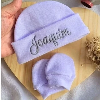 kit Touca para bebê bordado Nome e Par de luvas em malha de algodão kit Touca para bebê bordado Nome e Par de luvas em malha de algodão