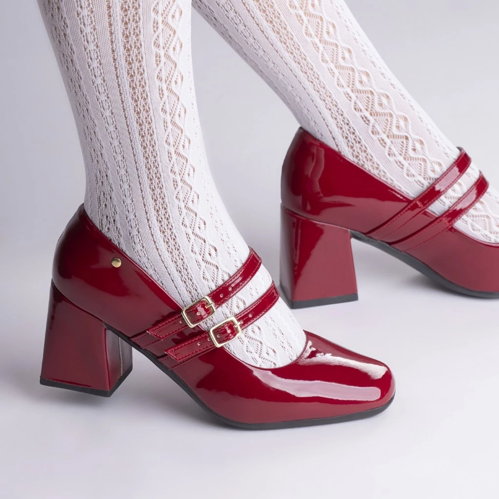 Sapato Scarpin Feminino Boneca com 2 Fivelas Verniz com Brilho Salto Bloco Grosso 2861
