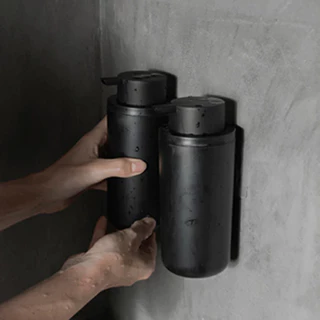 Kit 2 Dispenser De Parede Porta Shampoo Condicionador Sabonete Líquido 500ml Preto Resistente