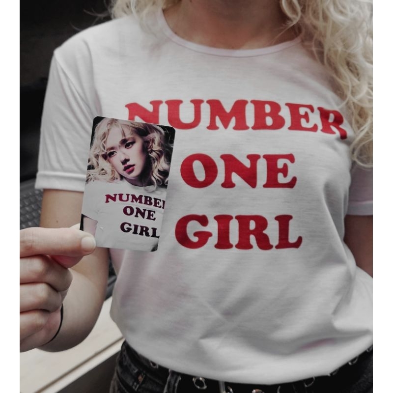 REPRODUÇÃO] Camiseta Unissex 'Number One Girl' ROSÉ Blackpink