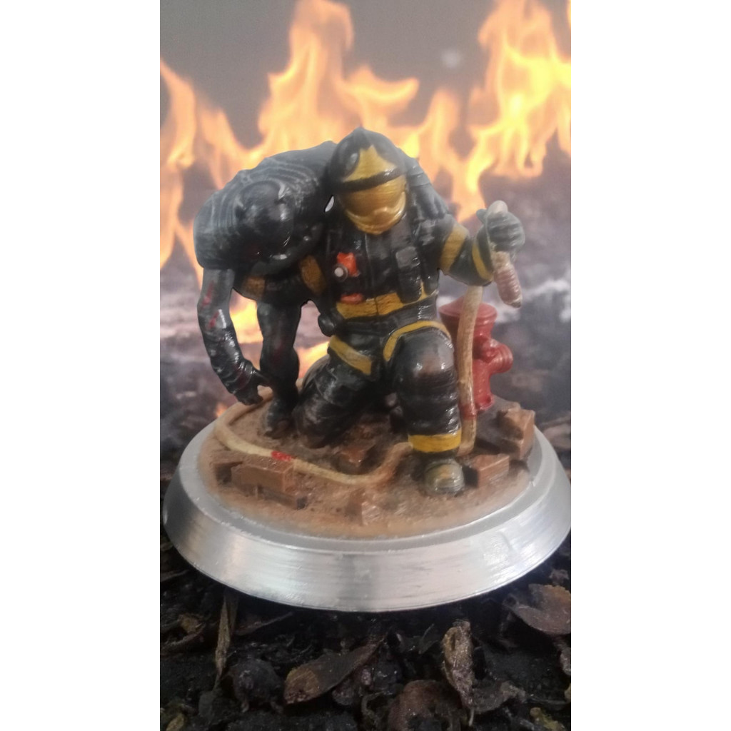 Estatueta BOMBEIRO, MEU HERÓI NÃO USA CAPA !!! Estatueta decorativa Premium.