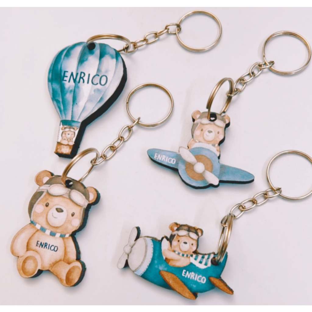 Chaveiro ou Imã Geladeira com Nome Personalizado, Lembrancinha - Ursinho Aviador Aquarela