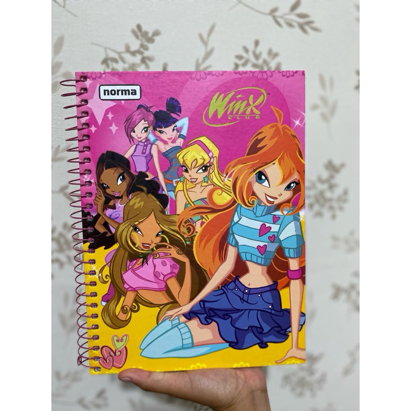 caderno Winx - 10 matérias | Shopee Brasil