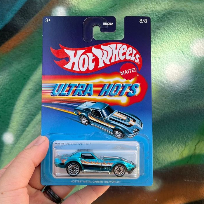 Hot Wheels ULTRA HOTS Volkswagen T1-GTR /89 Mazda Savanna RX 7/85