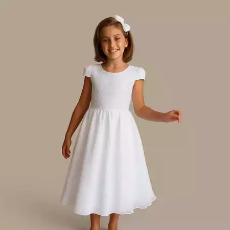 Vestido midi branco em tecido nobre com cinto de pérolas