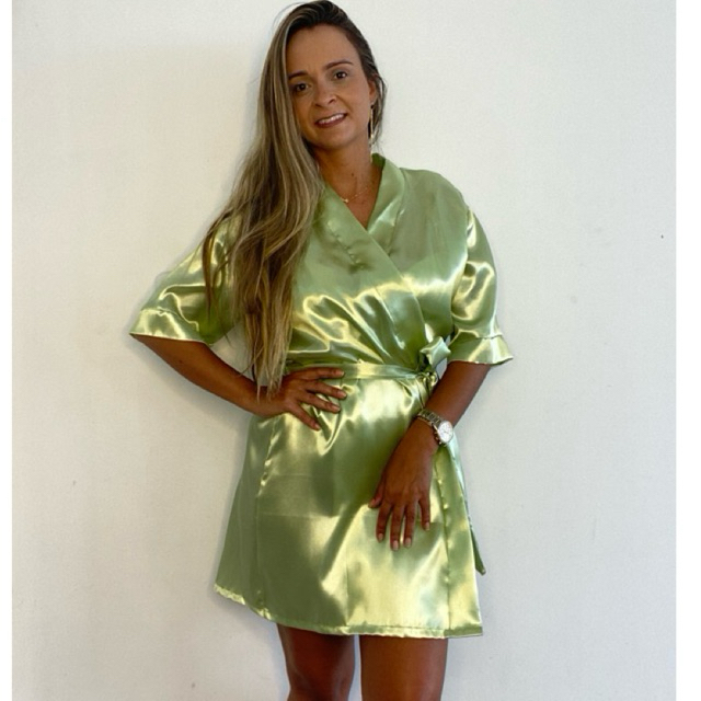 Robe em cetim verde sem bordado | Shopee Brasil