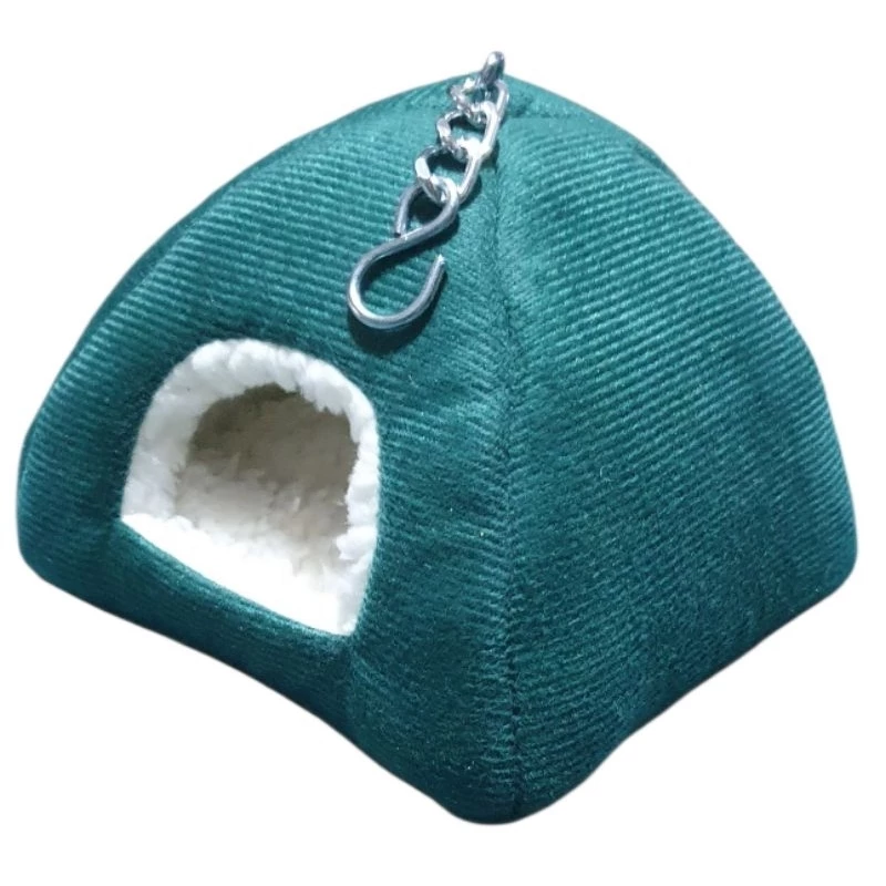 Detalhe da Toca Casinha Caminha Hamster Anão Russo 12cm – Pet usando o produto – Caprioli Shop