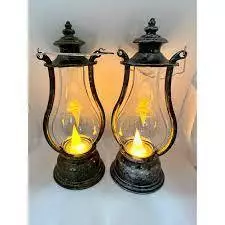 lampião decorativo plástico 16 cm prata e dourado.