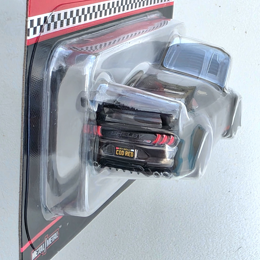 Hot Wheels 2022 Ford Mustang Shelby GT500 Code Red Cinza - Red