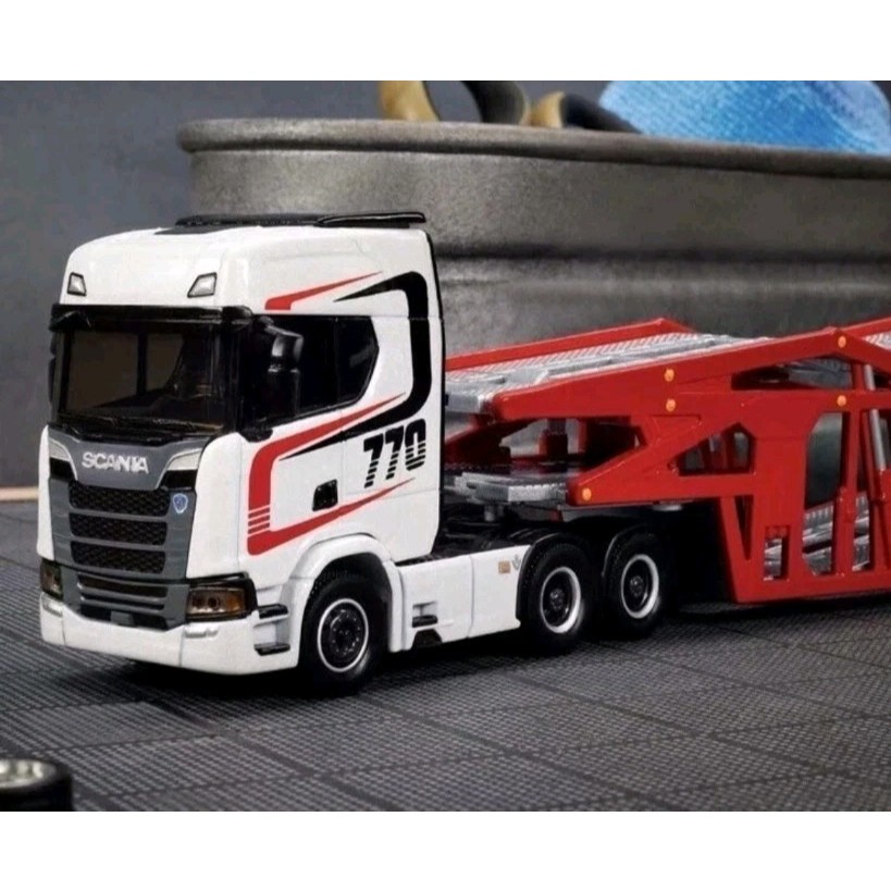 Hot Wheels Caminhão Scania 770 S - Elite 64 2024 - Branco - HWR95