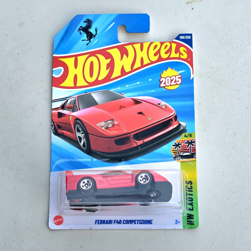 Hot Wheels Ferrari F40 Competizione Vermelho - HW Exotics - HYW59