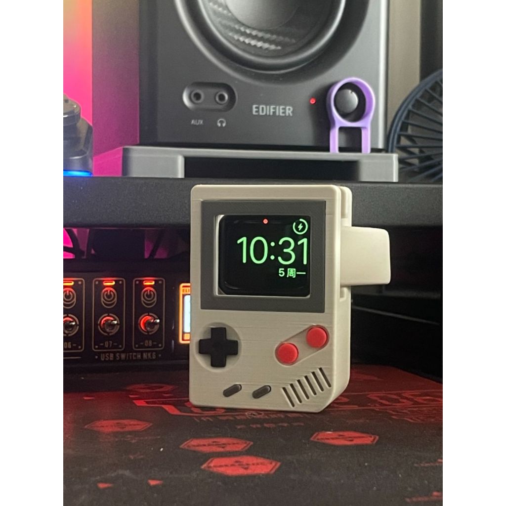 Dock para carregador Apple Watch – Estilo Game Boy Retrô