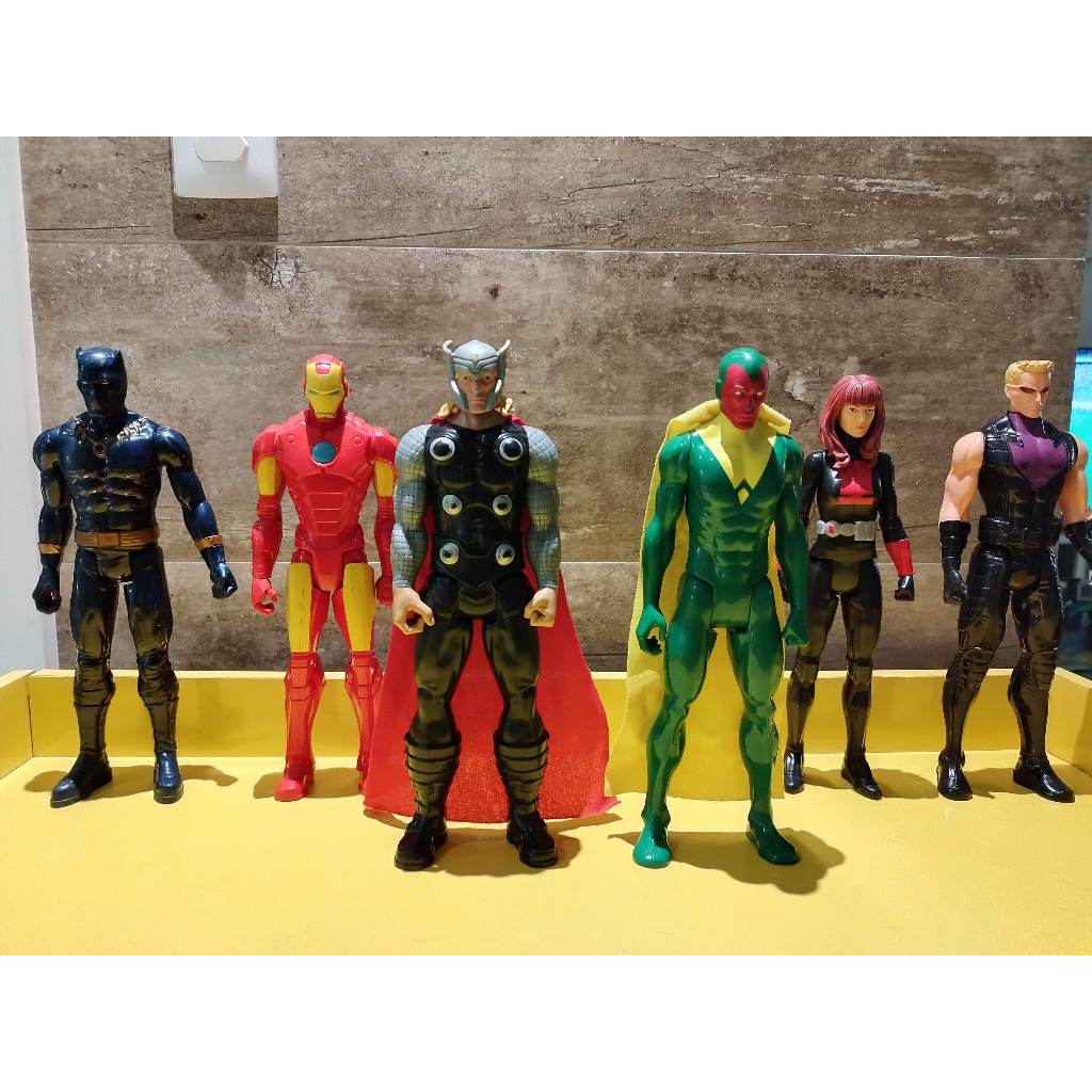 Bonecos articulados Marvel (30 cm) | Shopee Brasil
