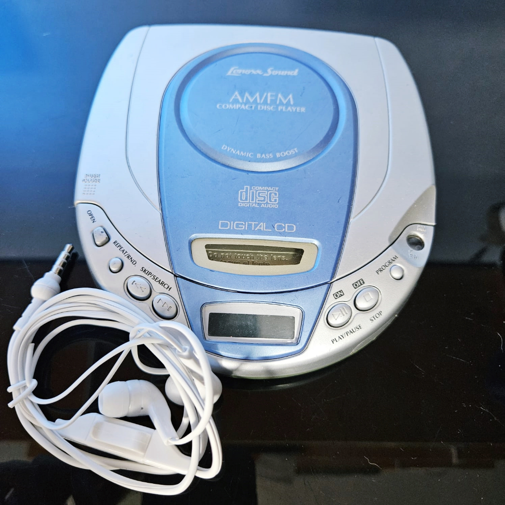 Man　CD Discman Lenoxx Sound CD Player DM-85a Rádio AM/FM | Shopee Brasil