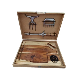 KIT TÁBUA DE CARNE PARA CHURRASCO COM GARRA TRIDENTE CAIXA, IDEAL PARA BRINDES CORPORATIVOS E LEMBRANÇAS PERSONALIZADAS