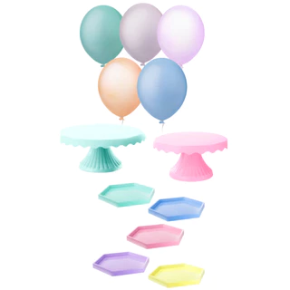 Kit Festa Decoração Candy 1 Boleira Renda 22cm 1 Boleira Renda 19cm 5 Bandejas Sextavadas e 50 Balões