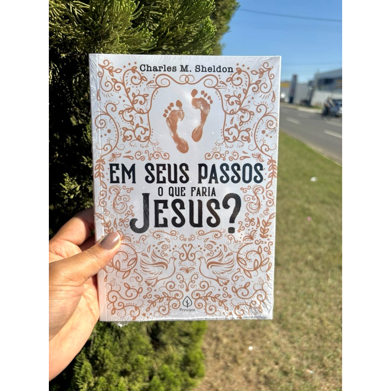 livro em seus passos o que faria Jesus? | Shopee Brasil