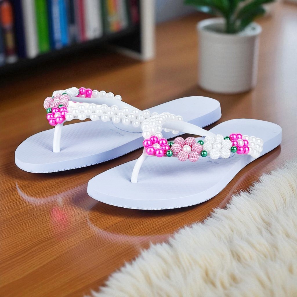 Chinelo Bordado Flor Fashion Verão Confortável Tiras Bordadas