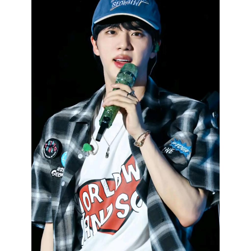 Camiseta Run Seokjin Tour merch fanmade BTS | Shopee Brasil