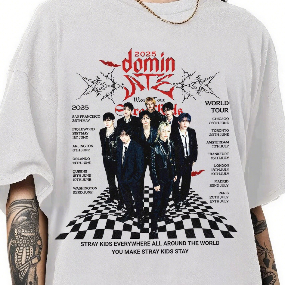 Camiseta T-shirt Unissex Kpop Stray Kids World Tour Maniac