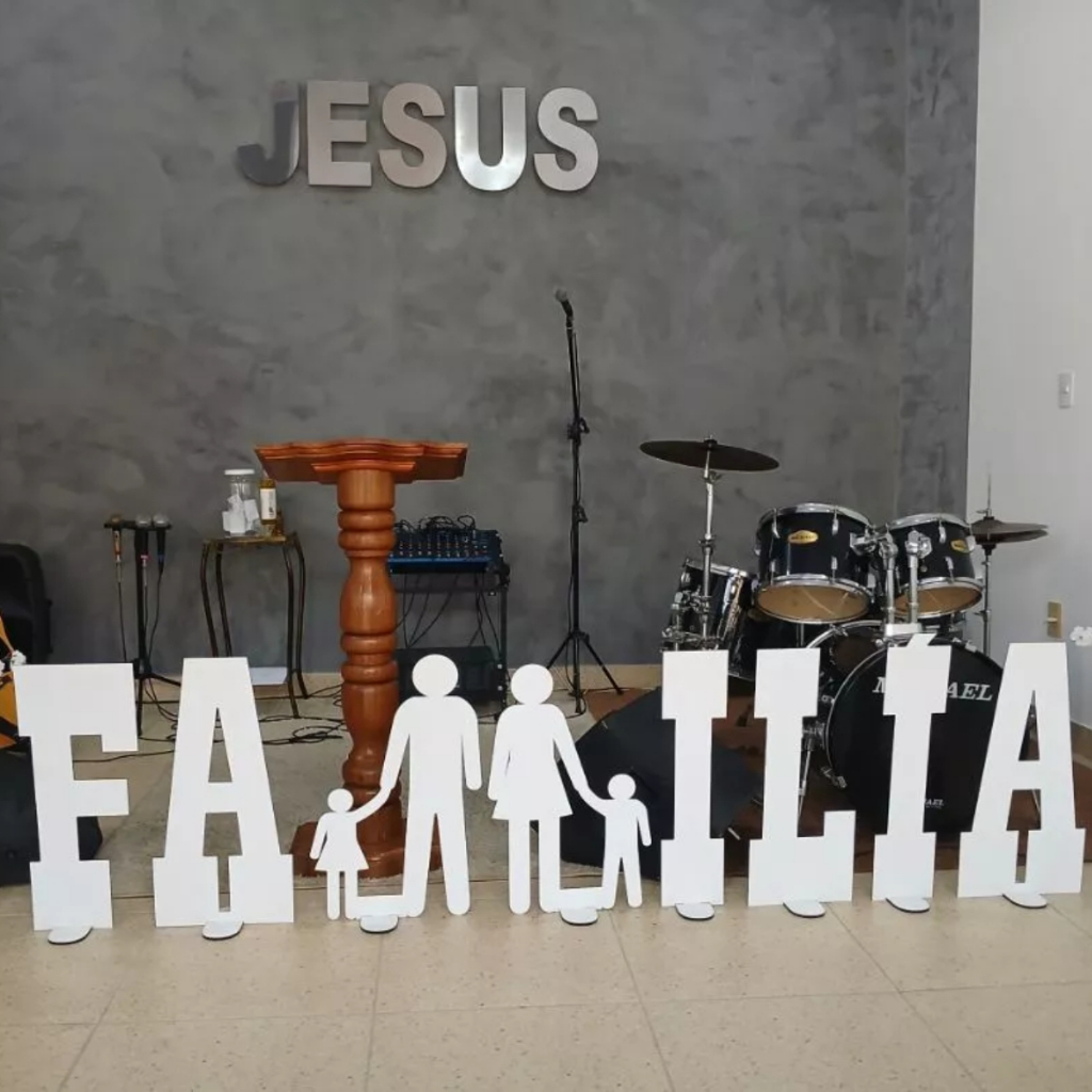 Familia Feliz Letreiro Mdf Decoração 60cmx215cm De Chão!!