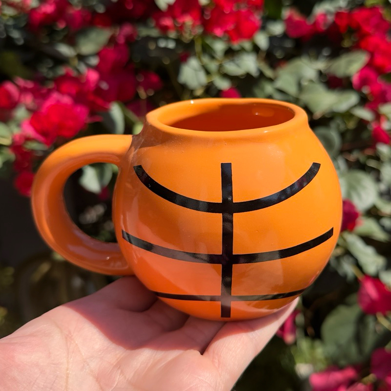 Caneca bola de basquete 300ml de porcelana