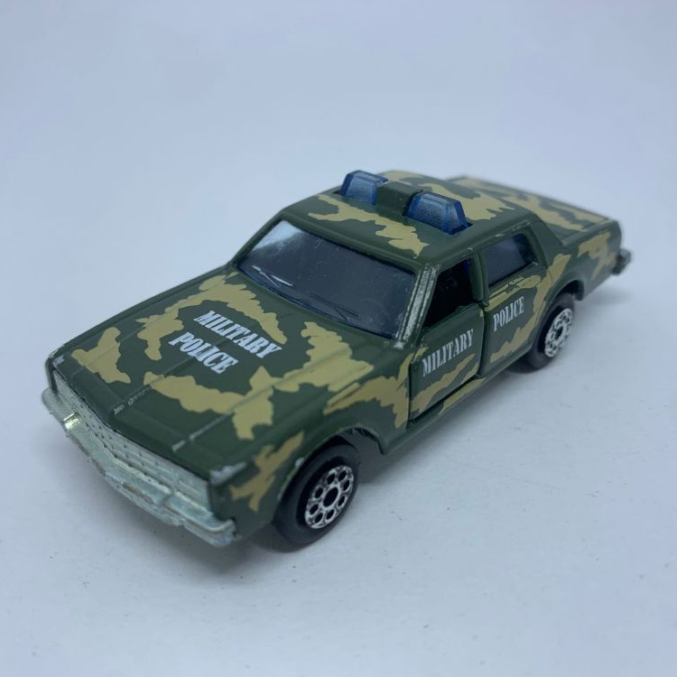 ミニカー BUBY art.1009 CHEVROLET IMPALA POLICIA ミニカー BUBY art