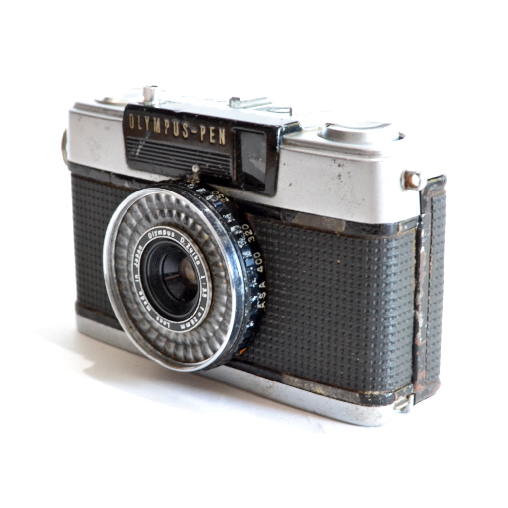Câmera Fotográfica Analógica Olympus-Pen EE-2 Raridade Decorar