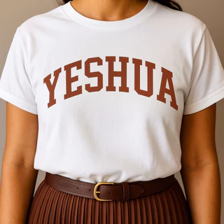 Camiseta Feminina Branca "YESHUA" Cristã Estilo College em Poliflex