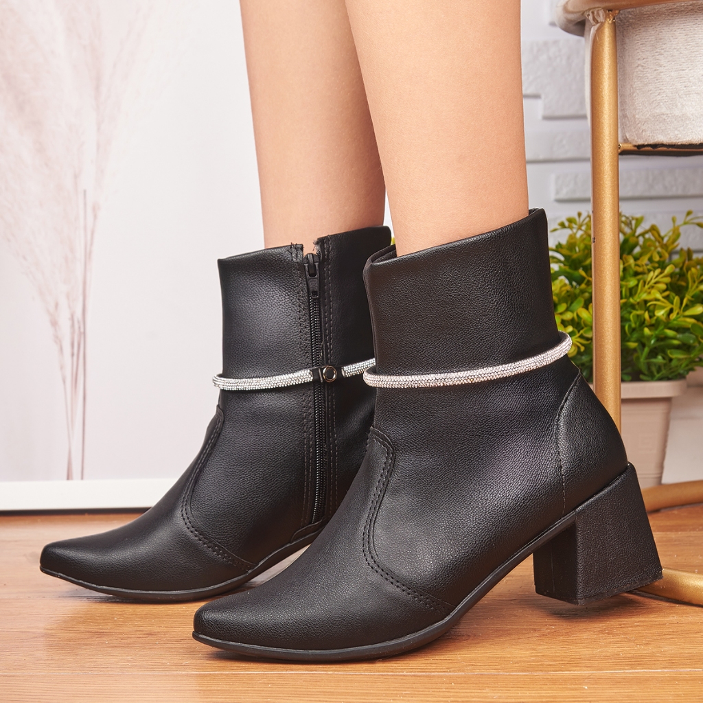 Bota Feminina Cano Curto Salto Grosso Estilo Casual com Tira de Strass ...