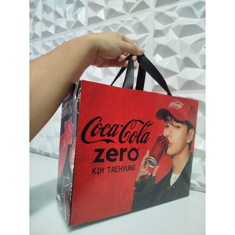 kit Kim Taehyung V - BTS Coleção Coca Cola | Shopee Brasil