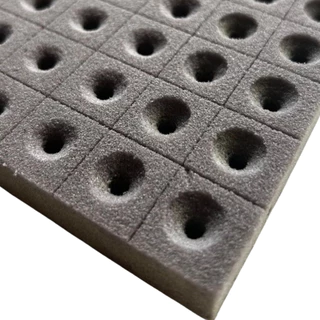 Mini Placa (96 células) Espuma Fenólica para Hidroponia e Aquaponia