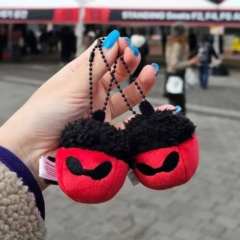 Chaveiro Mascote NOZ Vermelha - J-Hope Hope On The Street | Tour