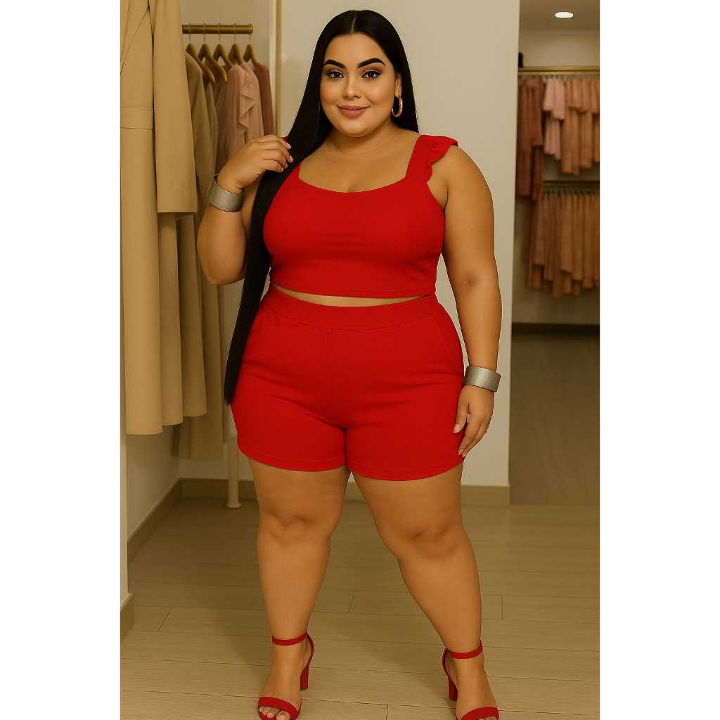 Conjunto Feminino Plus Size Malha Crepe com Blusa Cruzada e Short