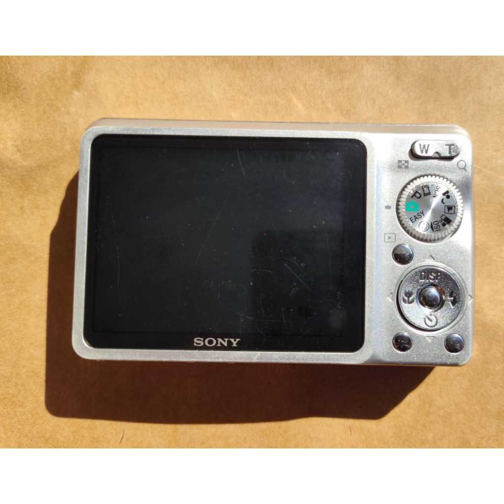 Câmera digital Sony Cybershot DSC-W220 de 12,1 MP 4x Leia a