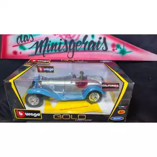 Miniatura Alfa Romeo 8C 2300 Spider Touring 1932 - Escala 1:18