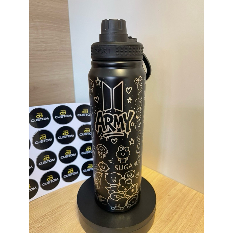 Garrafa térmica 800ml personalizada BTS