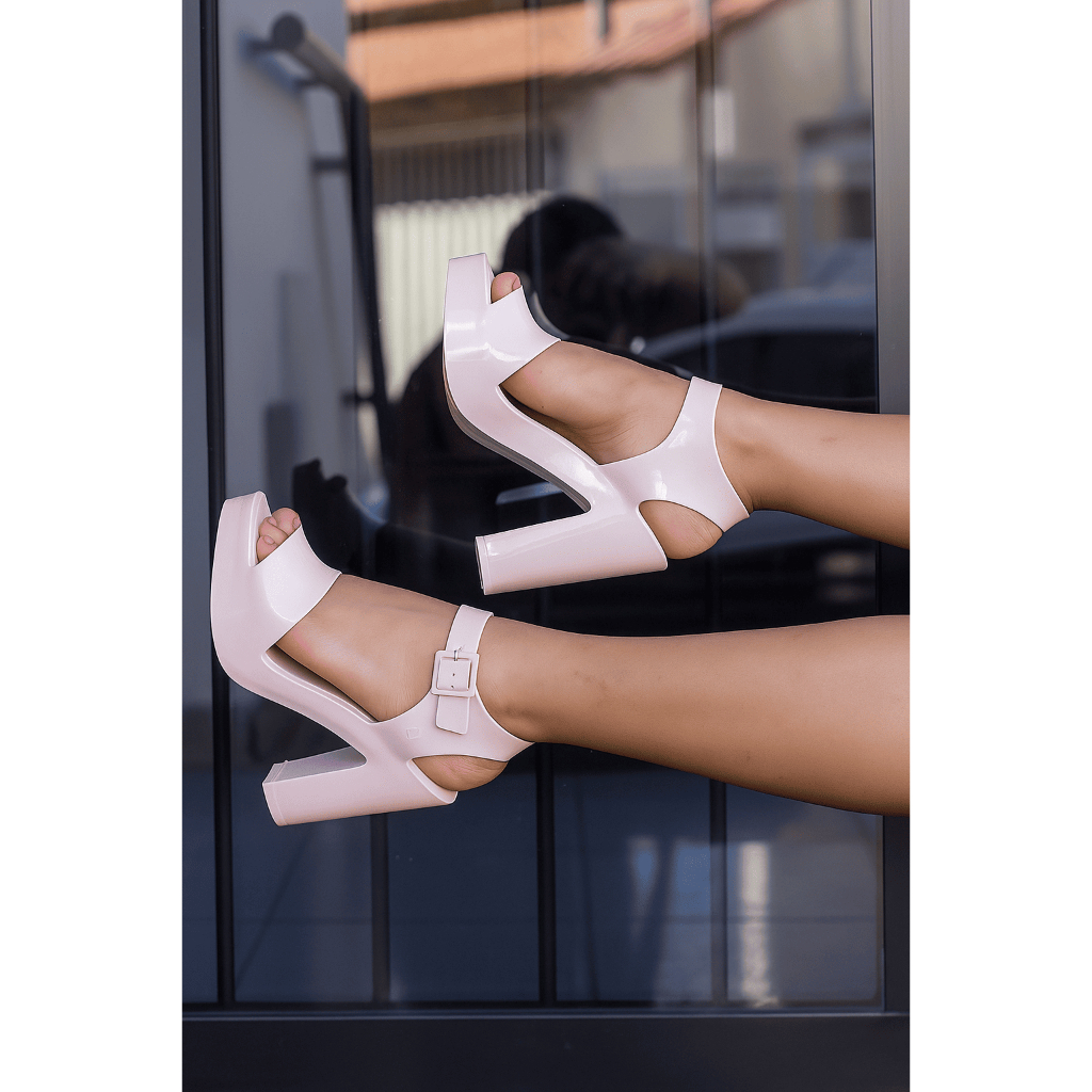 Sandália Salto Retrô Confortável Fivela 11Cm