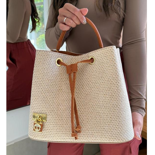 Bolsa Feminina Alça Lateral e Mão Moda Praia Viagem Palha Piscina Bag Sacola Co Repartição Luxo