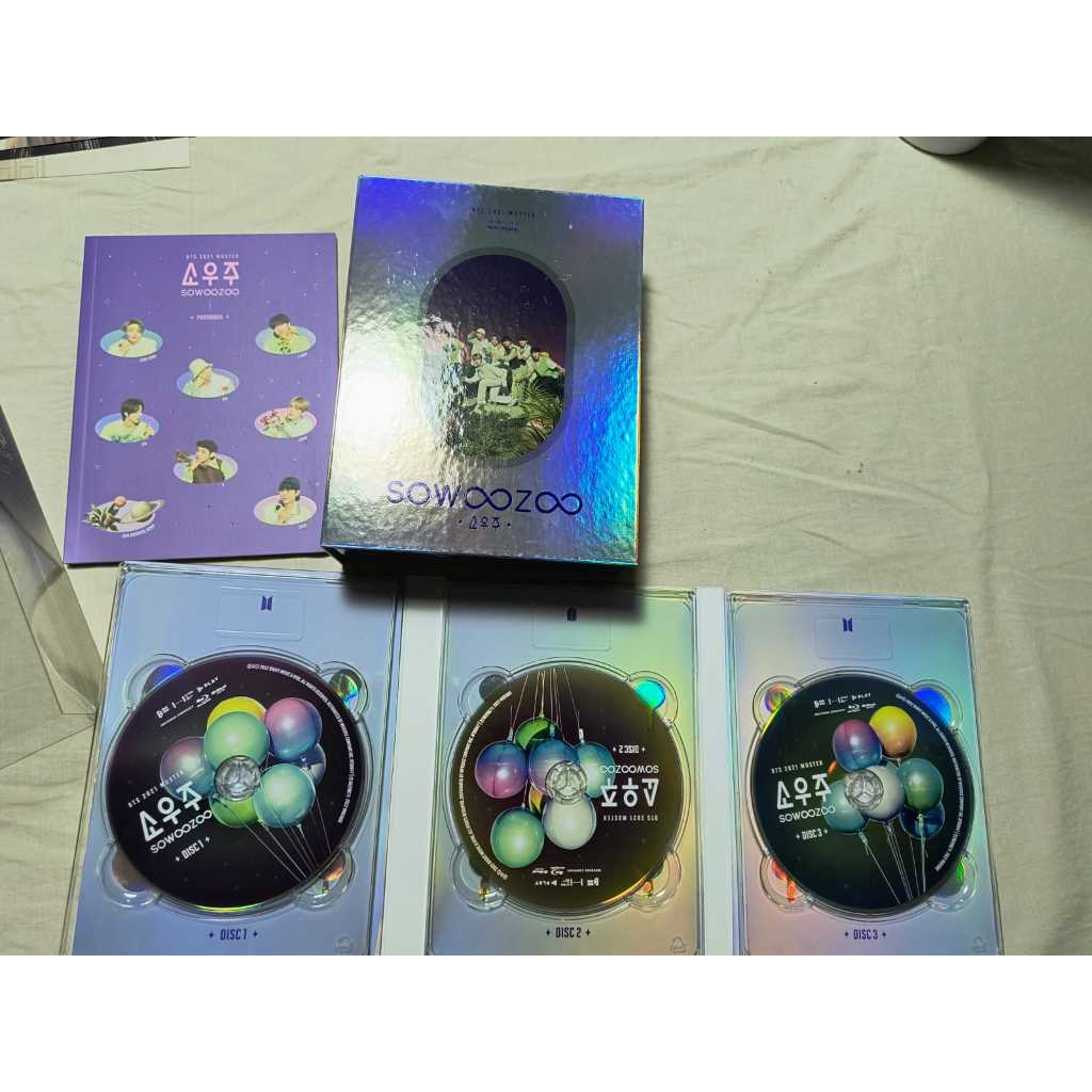BTS 2021 Muster Sowoozoo Blu-ray (com todos os itens que estão nas