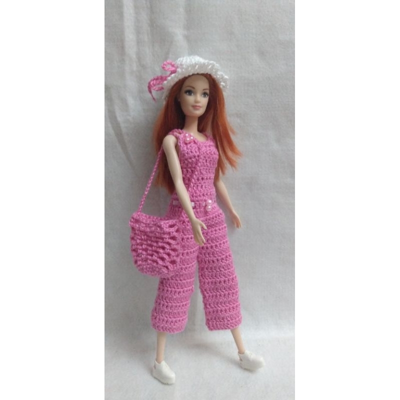 ROUPA PARA BONECA BARBIE EM CROCHÊ - MACACÃO MANGA LONGA NA COR ROSA.