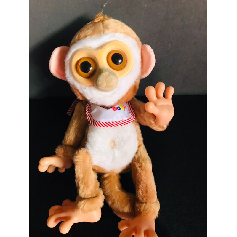 Boneco Macaco Bebê Little Caco Mamadeira Fralda E Banana OMG - Tem