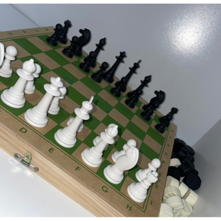 Jogo de Xadrez, Damas e Gamão 3 em 1 - Jogo de Tabuleiro Três Em Um  Profissional 24X24CM Dobrável Magnético C/ Imã
